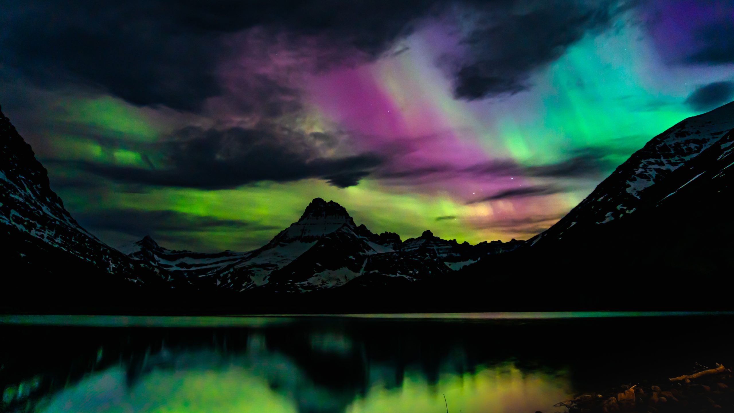 Rainbow Aurora.<br />
